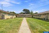 838 47 Street - Photo 2