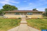 838 47 Street - Photo 3