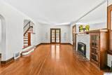 2711 55 Street - Photo 3
