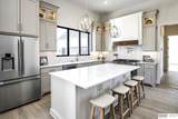 21101 Laurel Avenue - Photo 7