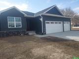 1823 East Avenue - Photo 3