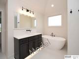 11707 Cove Hollow Drive - Photo 21