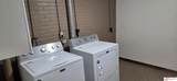 1906 Hoyt Street - Photo 32