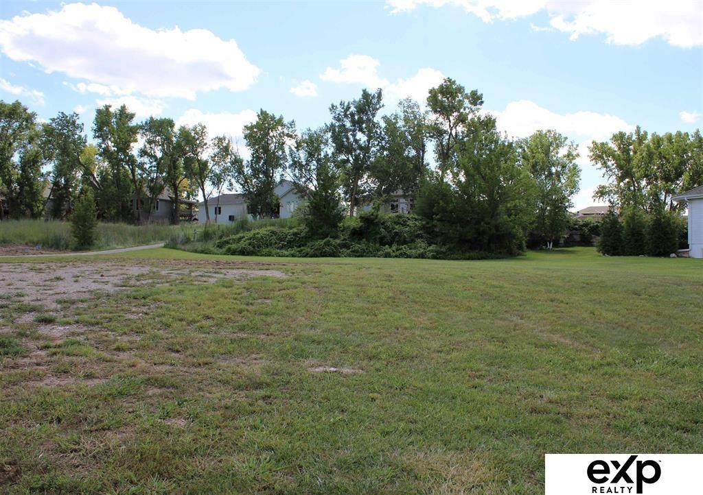 1301 Fairway Circle - Photo 1