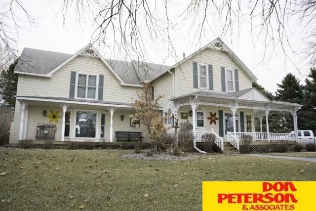 205 7th Street - Photo 1