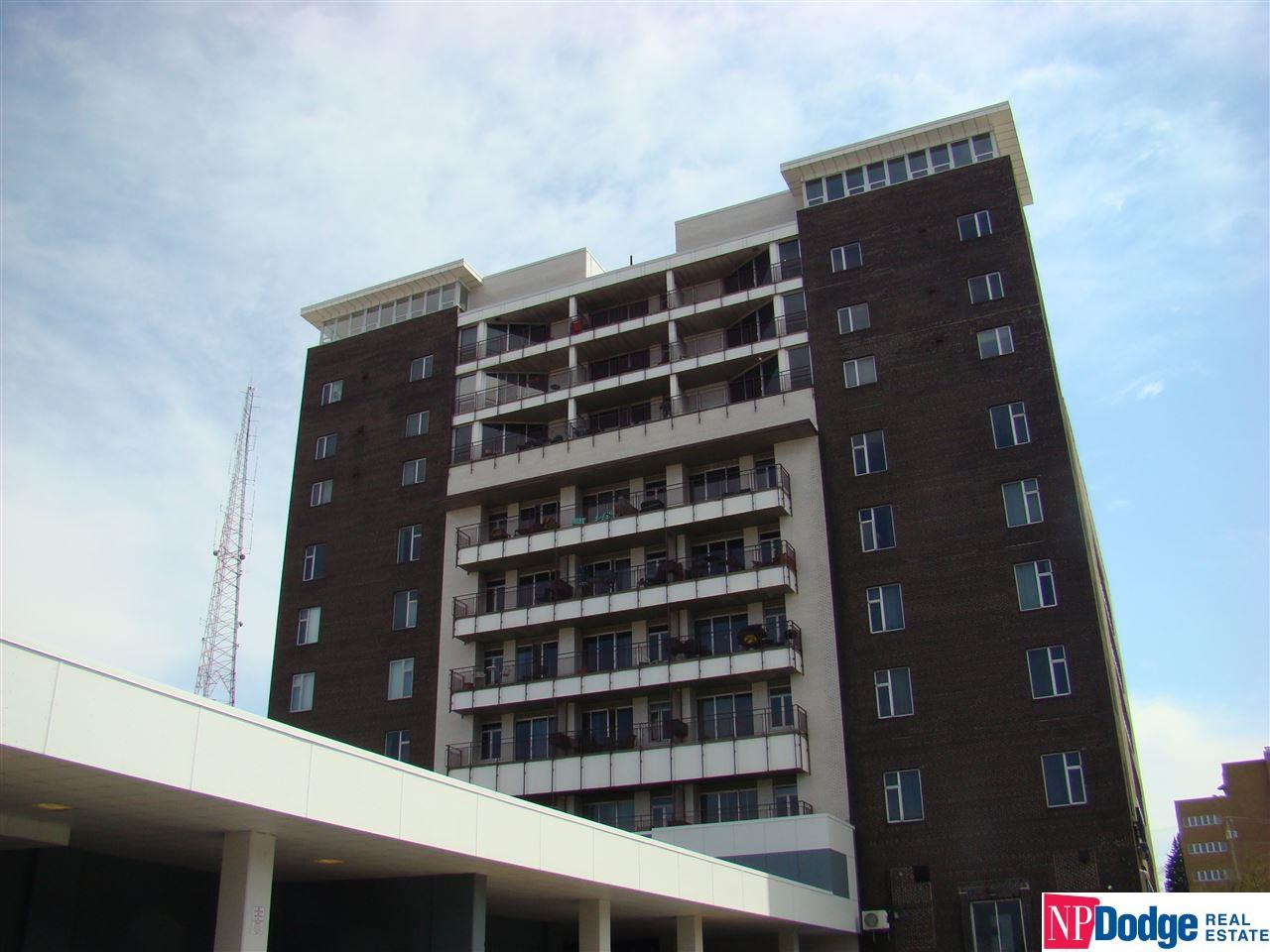 3000 Farnam Street - Photo 1