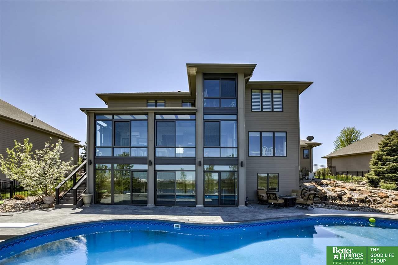 7906 Shadow Lake Drive - Photo 1