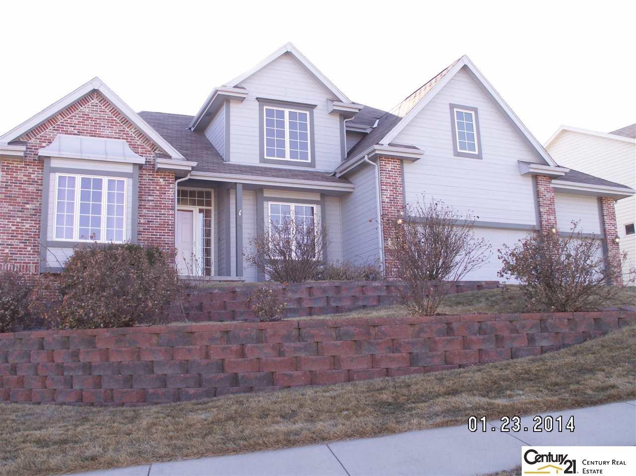 915 Knapp Drive - Photo 1