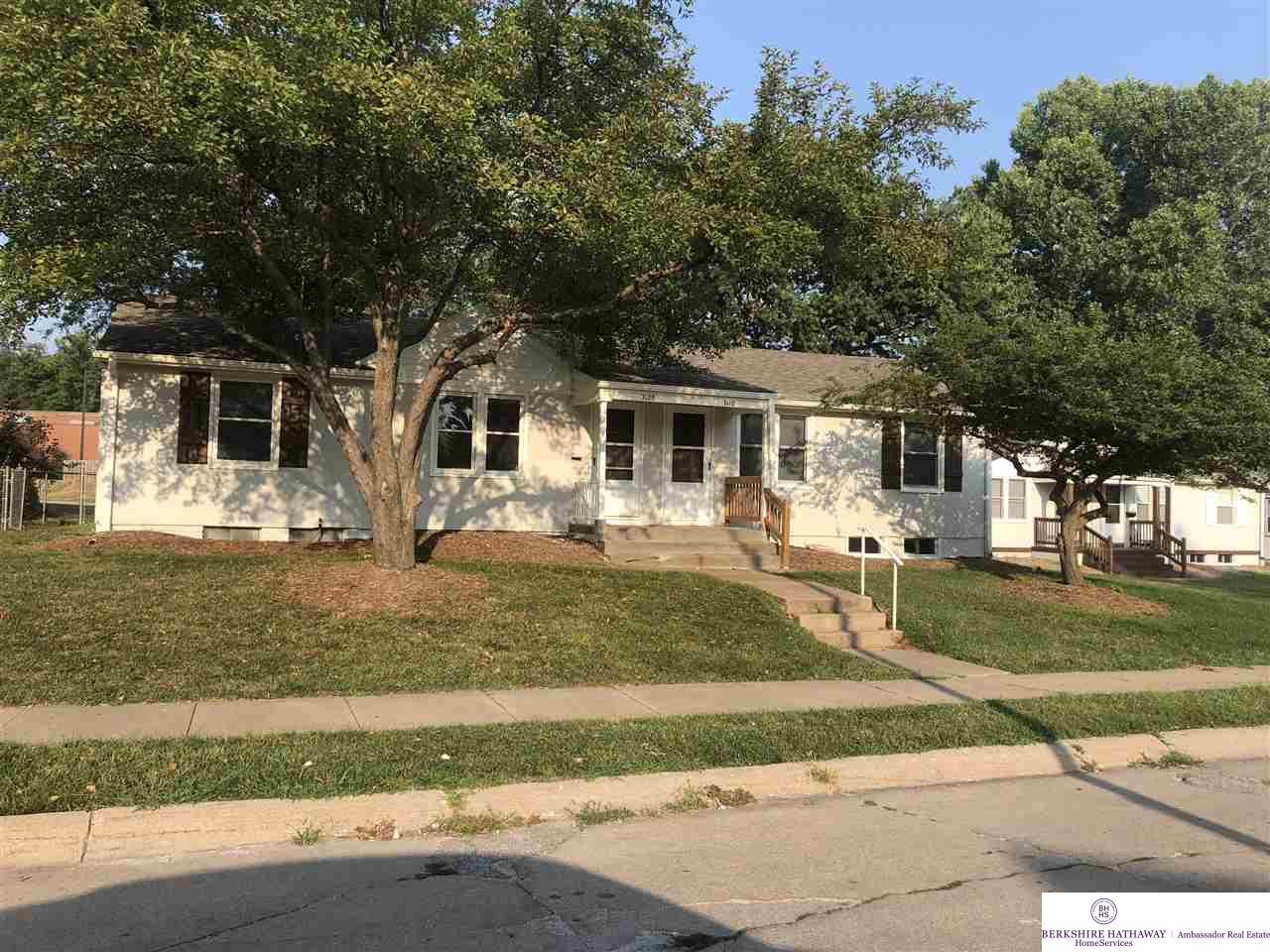 3118 & 3120 41 Street - Photo 1