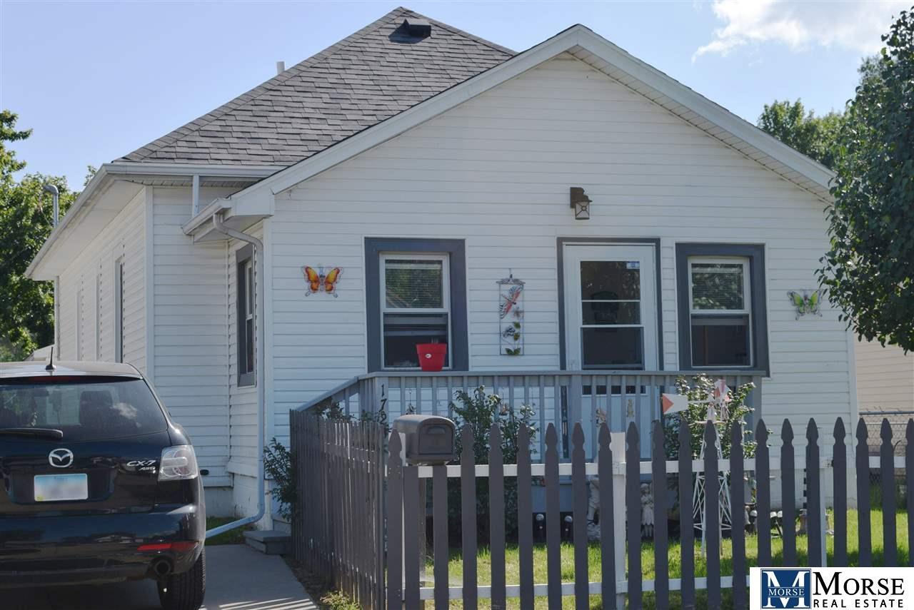 1725 6th Avenue - Photo 1