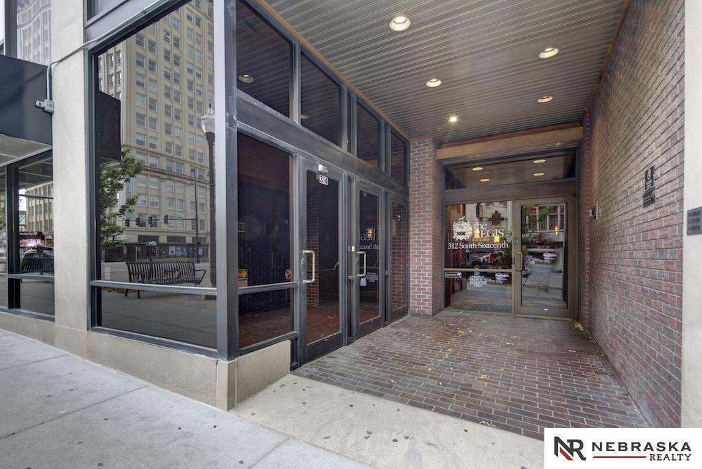 312 16 Street - Photo 1