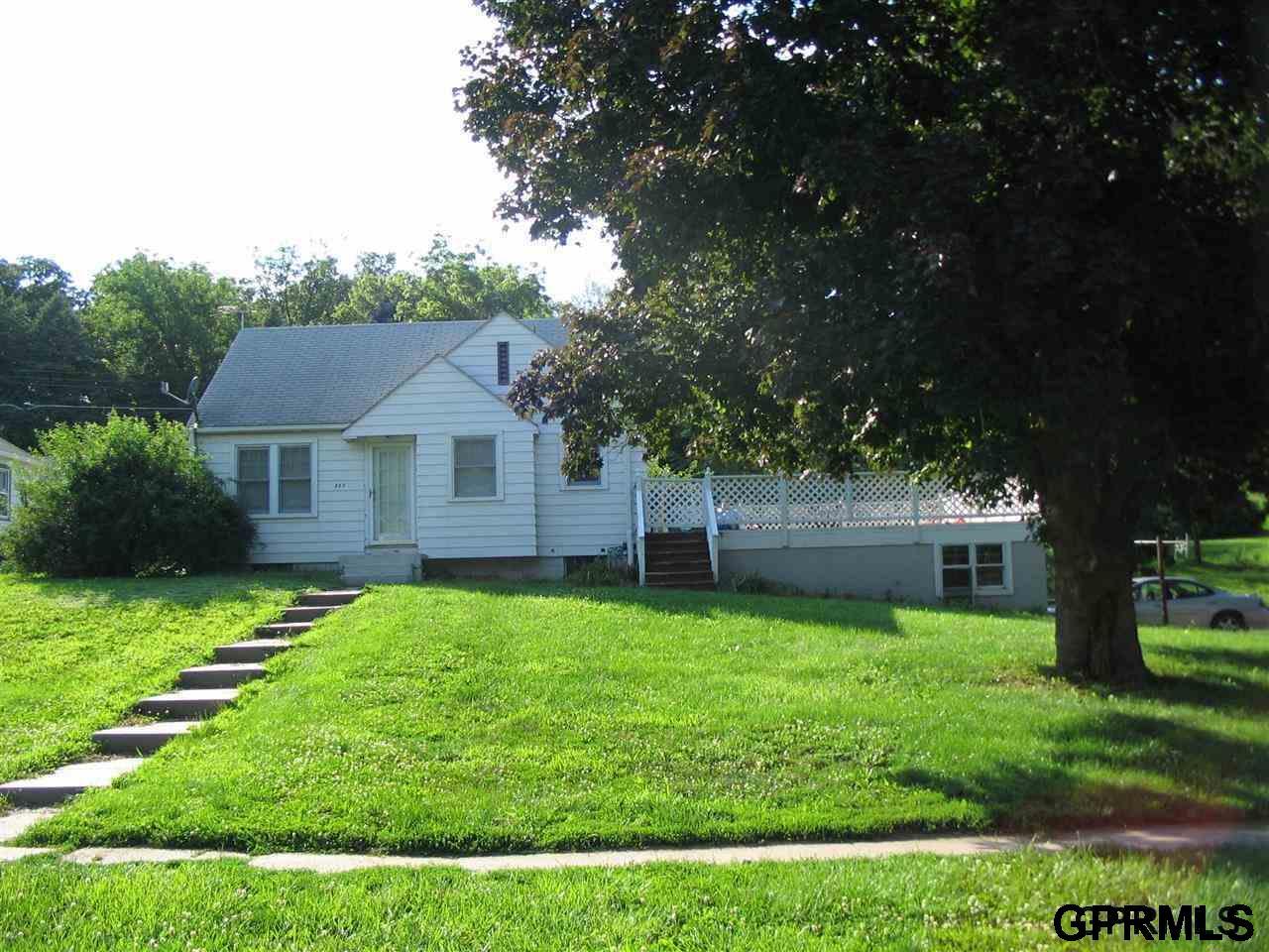 604 Chicago Avenue - Photo 1
