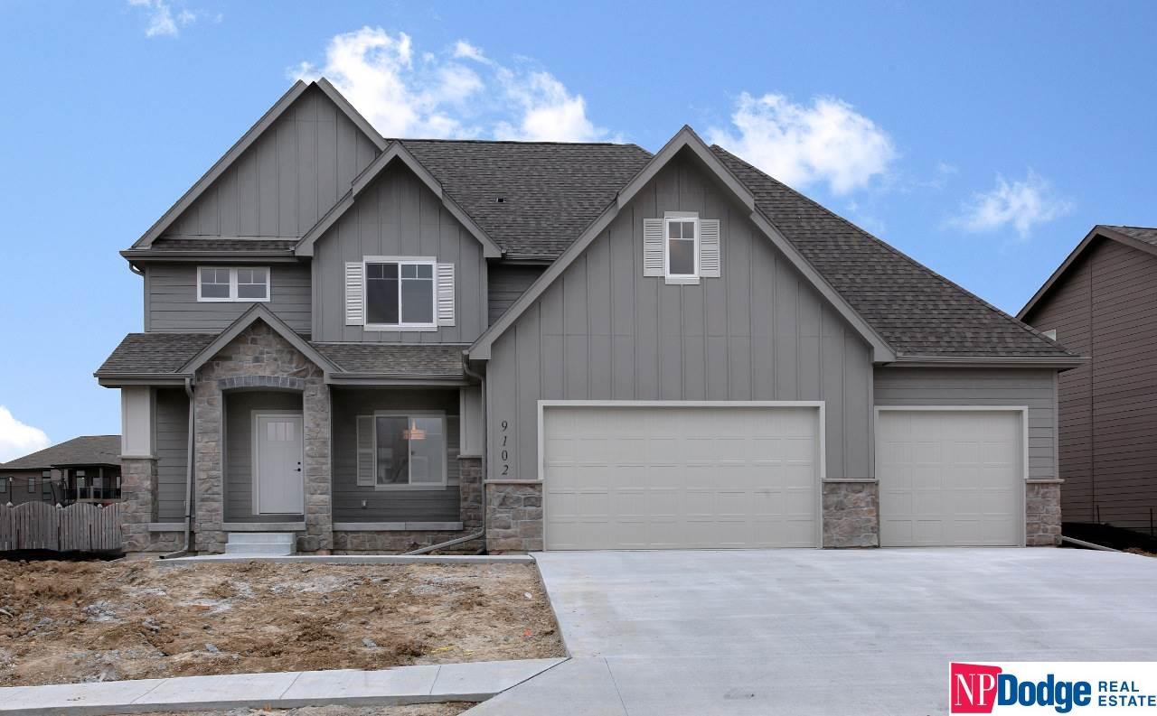 9102 169 Avenue - Photo 1