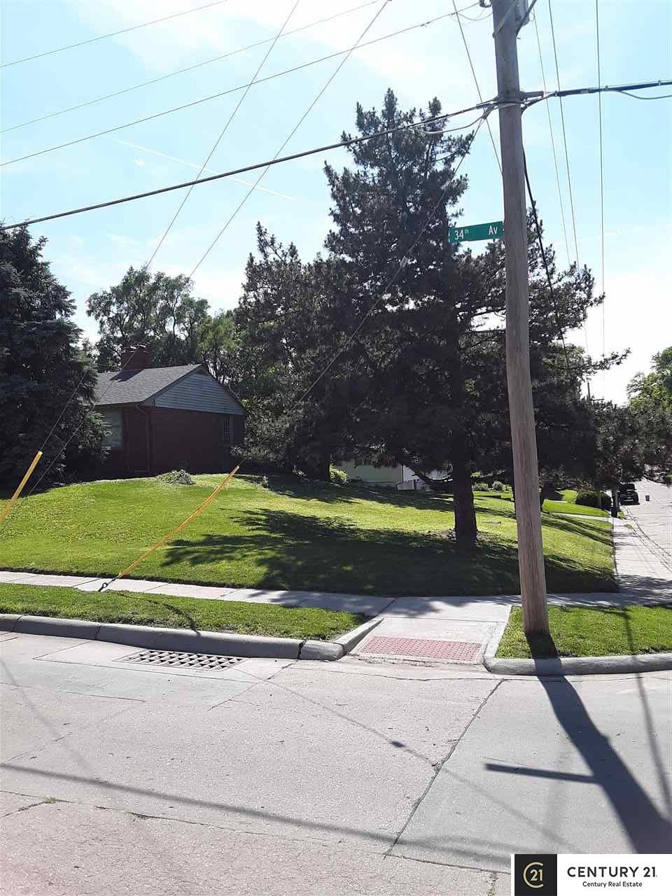 3826 34th Avenue - Photo 1