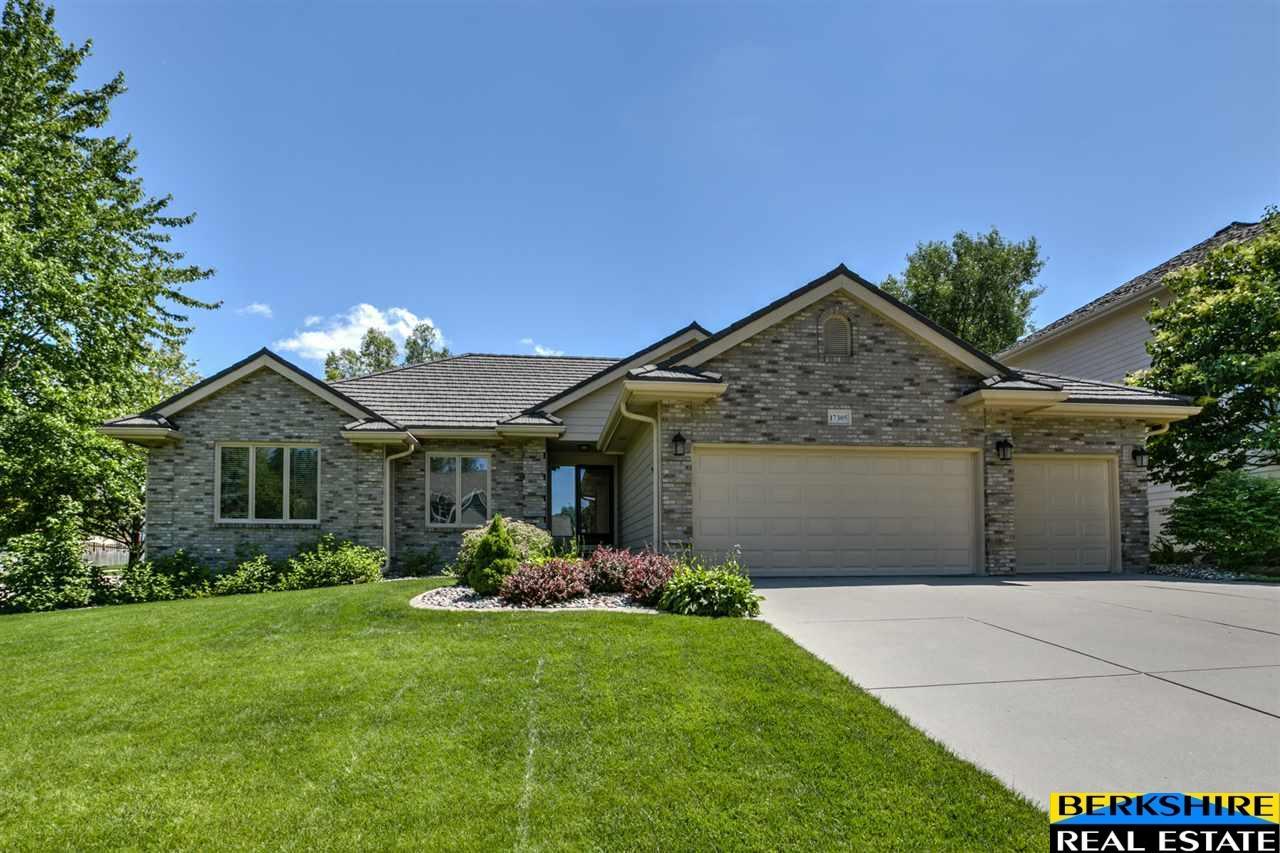 17305 U Street - Photo 1