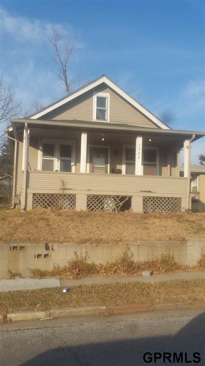 3920 Curtis Avenue - Photo 1