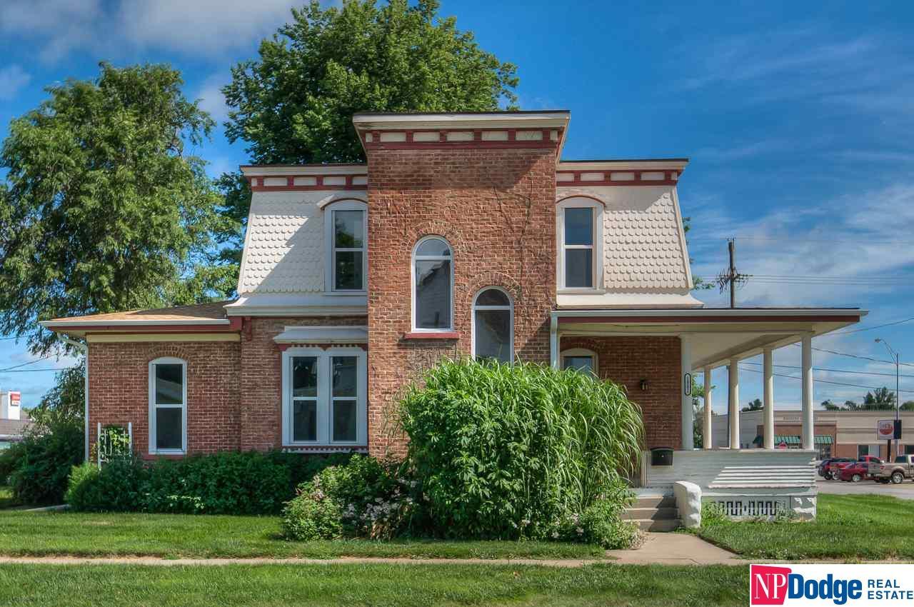 1802 Lincoln Street - Photo 1