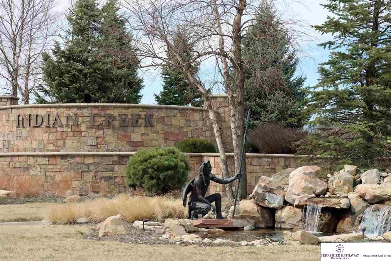 19257 Ruggles Circle - Photo 1