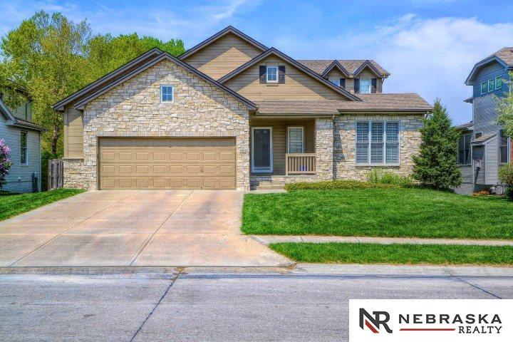 564 181 Street - Photo 1