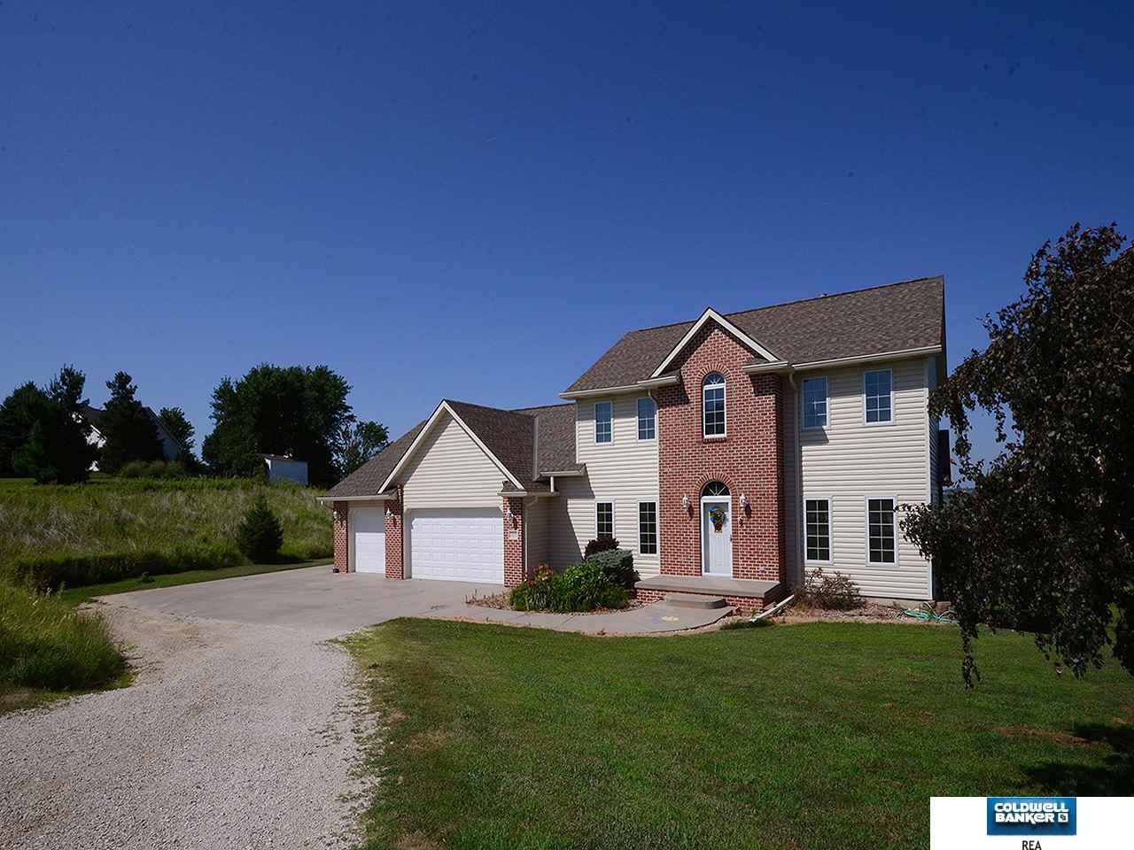 2989 Fieldcrest Drive - Photo 1