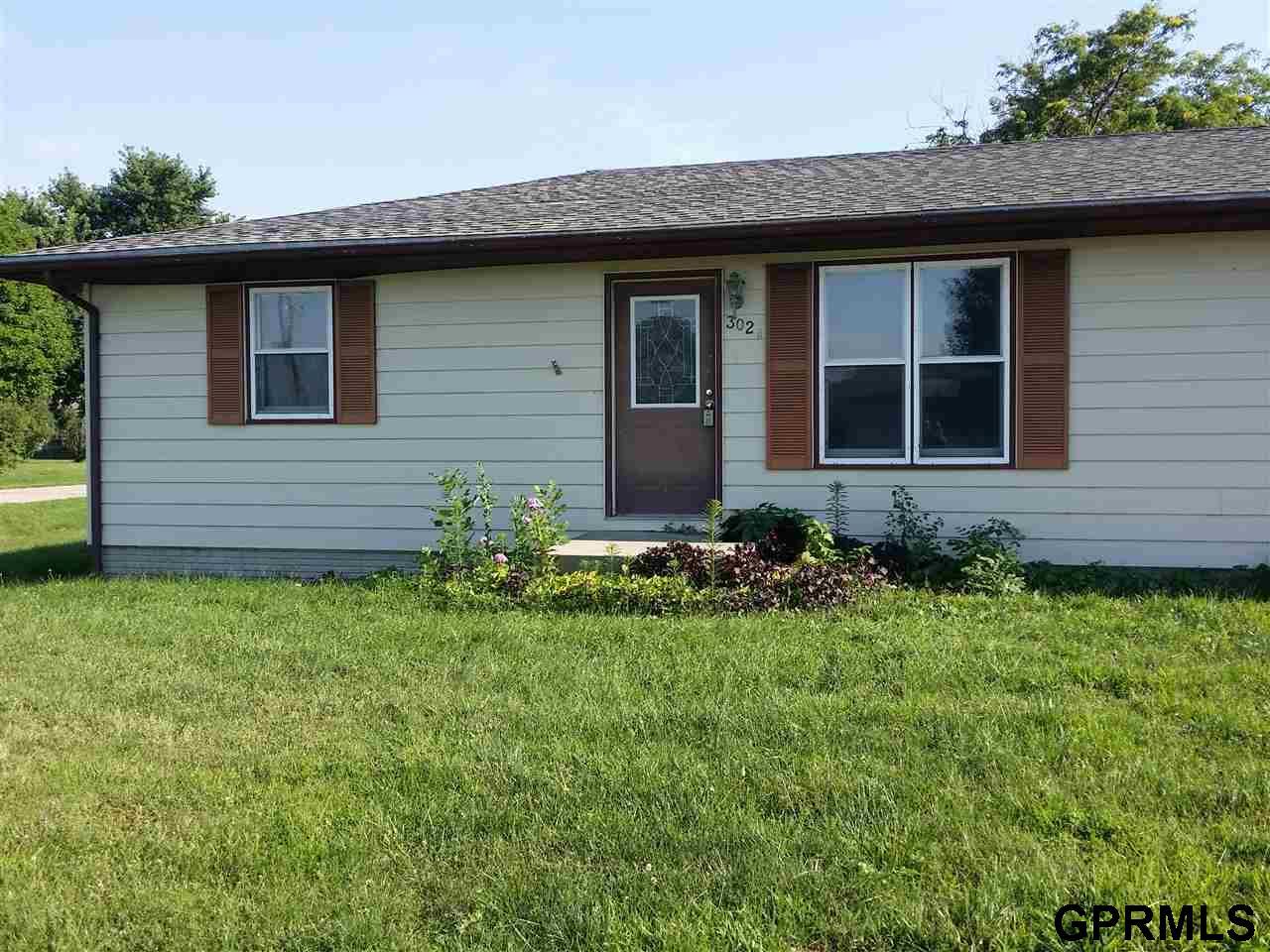 302 Hilda Avenue - Photo 1