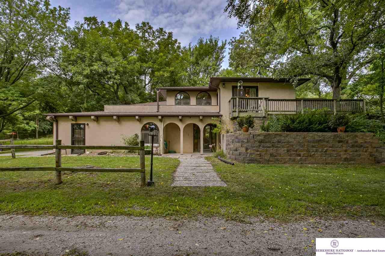 2090 Pony Ridge Lane - Photo 1
