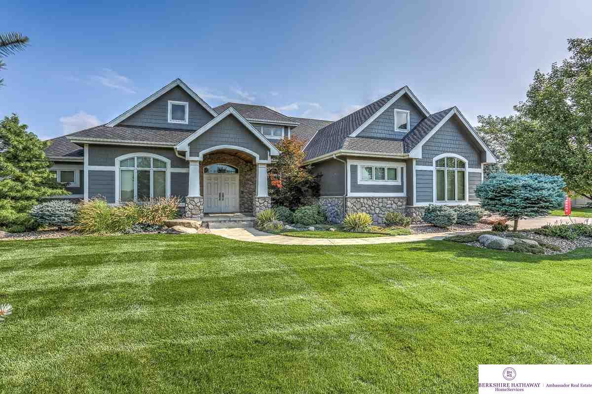 24616 Jones Circle - Photo 1