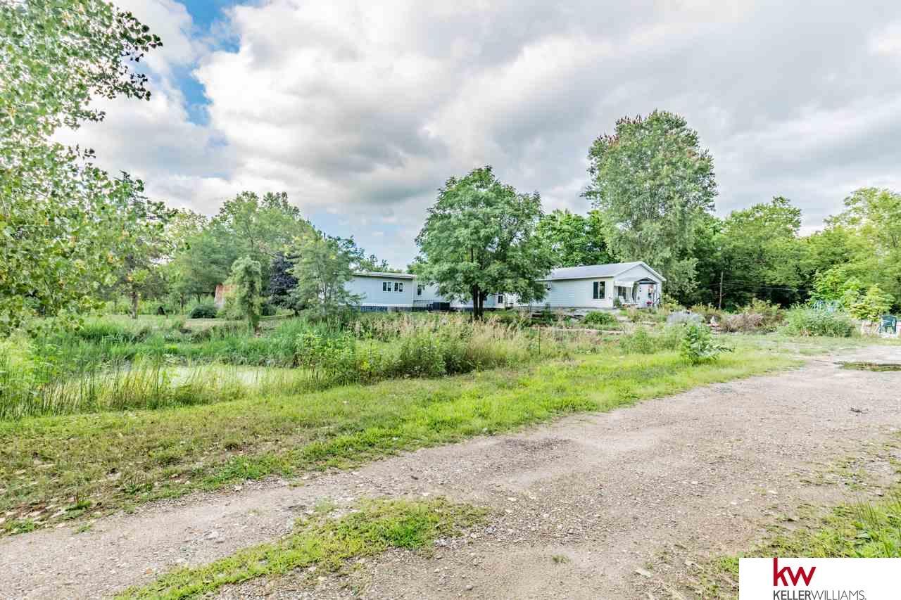 24521 Curtis Avenue - Photo 1