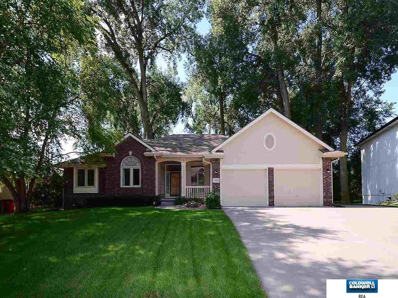 910 Shady Tree Lane - Photo 1