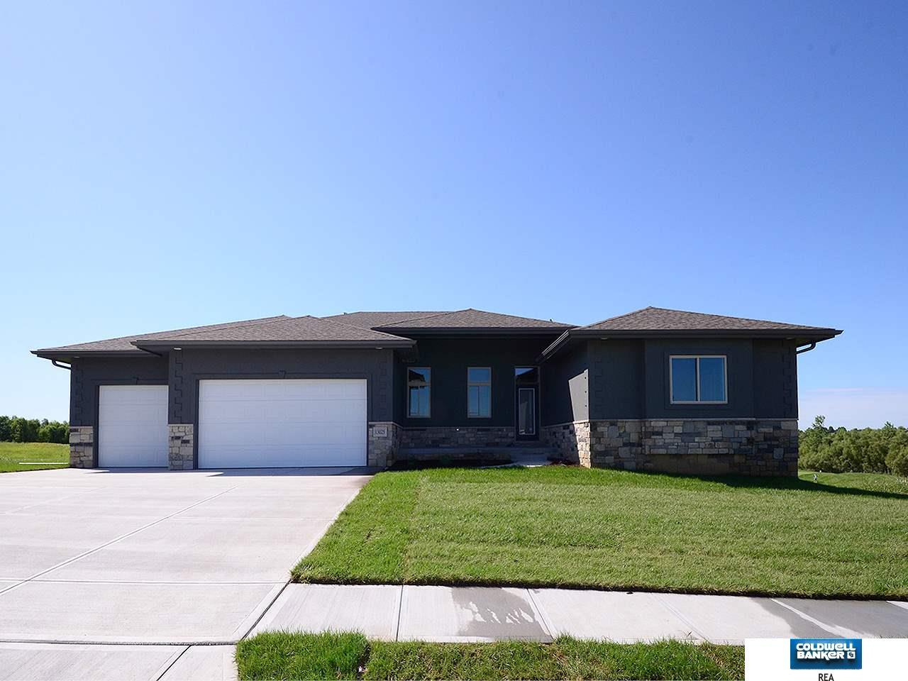 13025 Reynolds Street - Photo 1