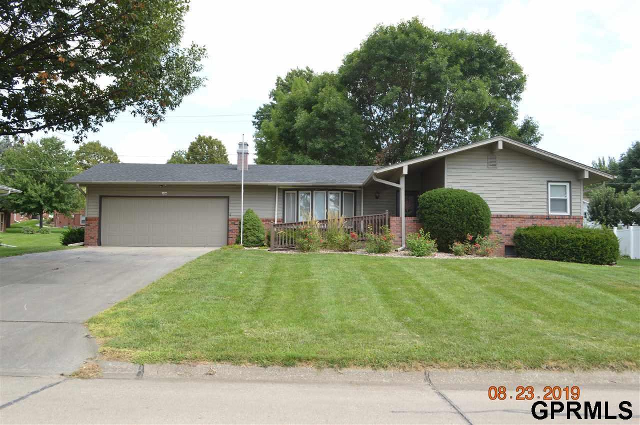 1484 Walnut Street - Photo 1