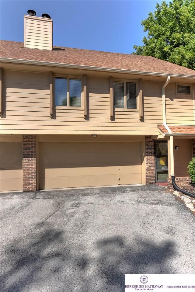 2209 51 Street - Photo 1