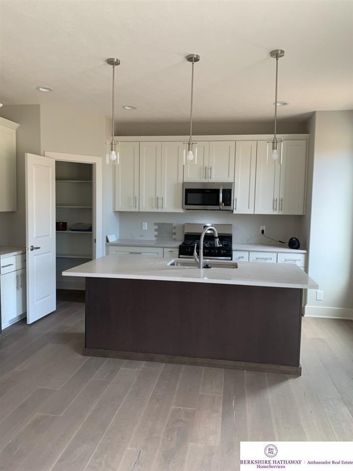 18238 Farnam Street - Photo 1