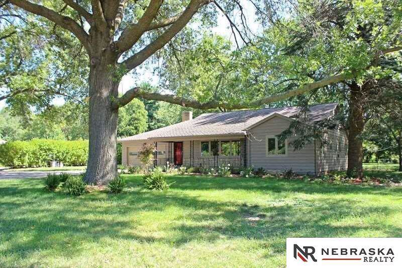 505 90th Street - Photo 1