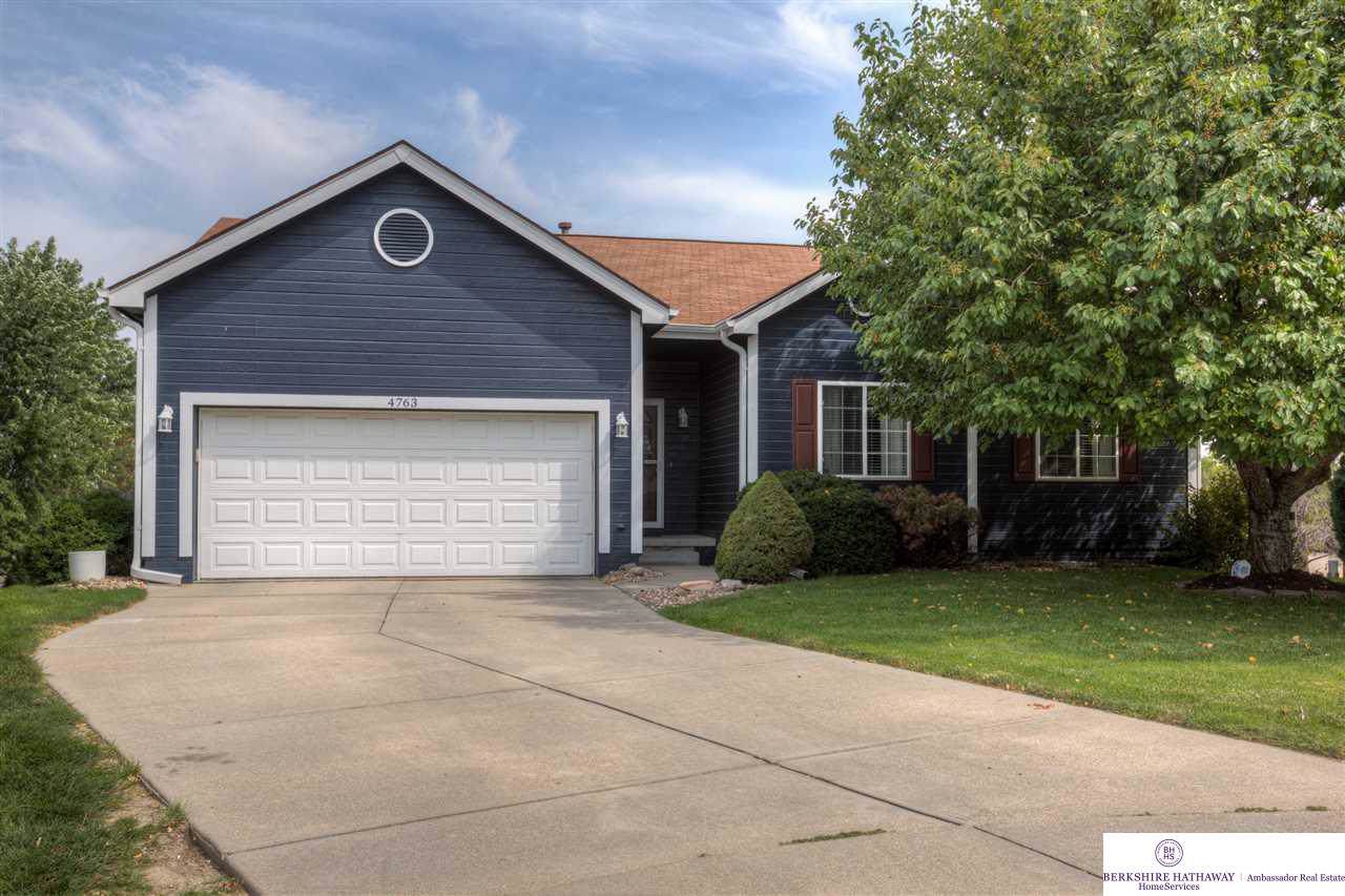 4763 149 Circle - Photo 1