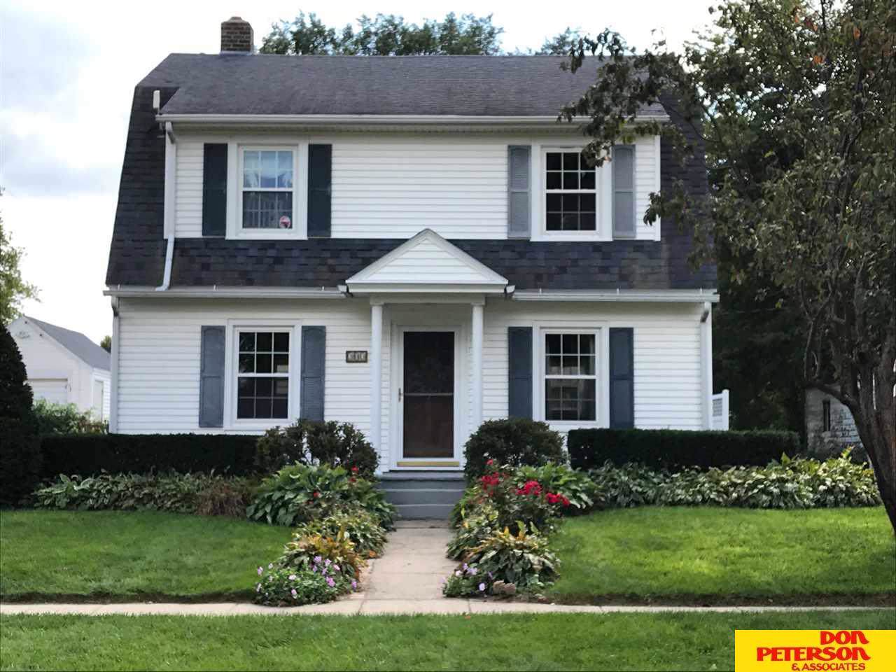 203 Court - Photo 1