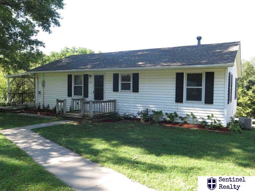901 7th Avenue - Photo 1