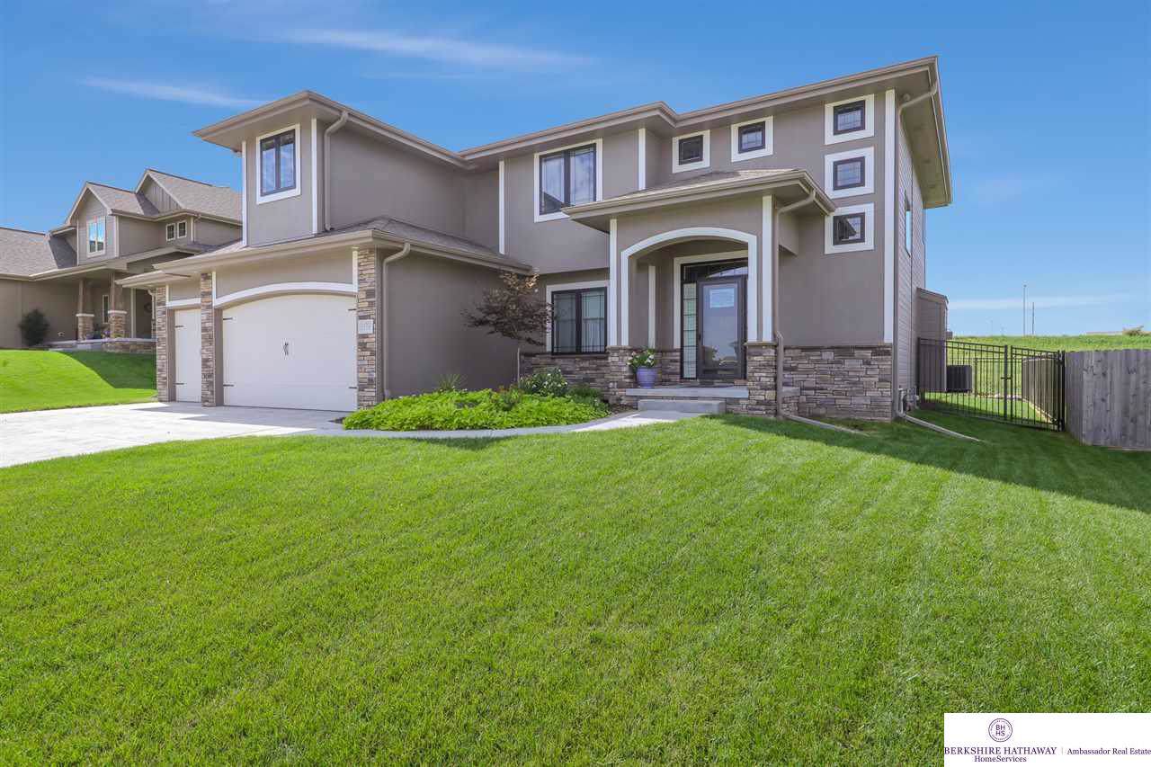 11752 111th Street - Photo 1