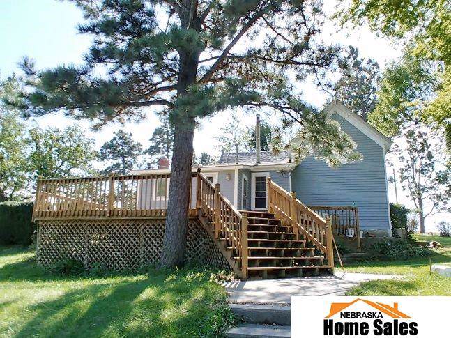 905 52 Road - Photo 1