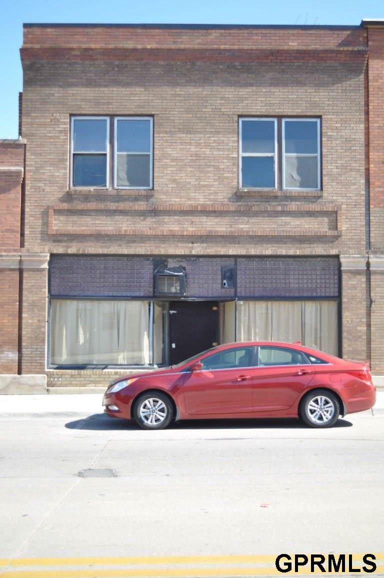 5914 Maple Street - Photo 1