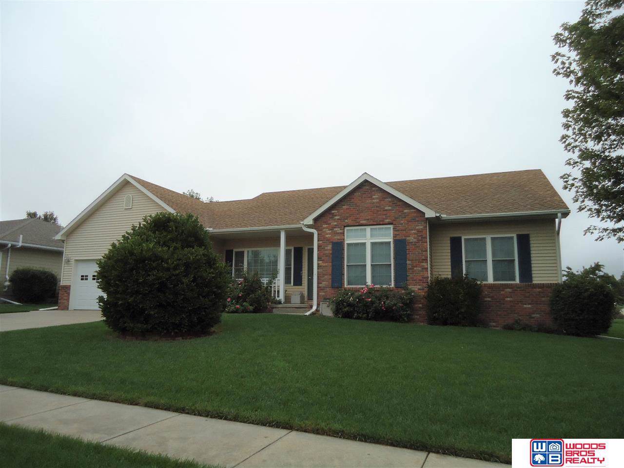 344 Hickory Street - Photo 1