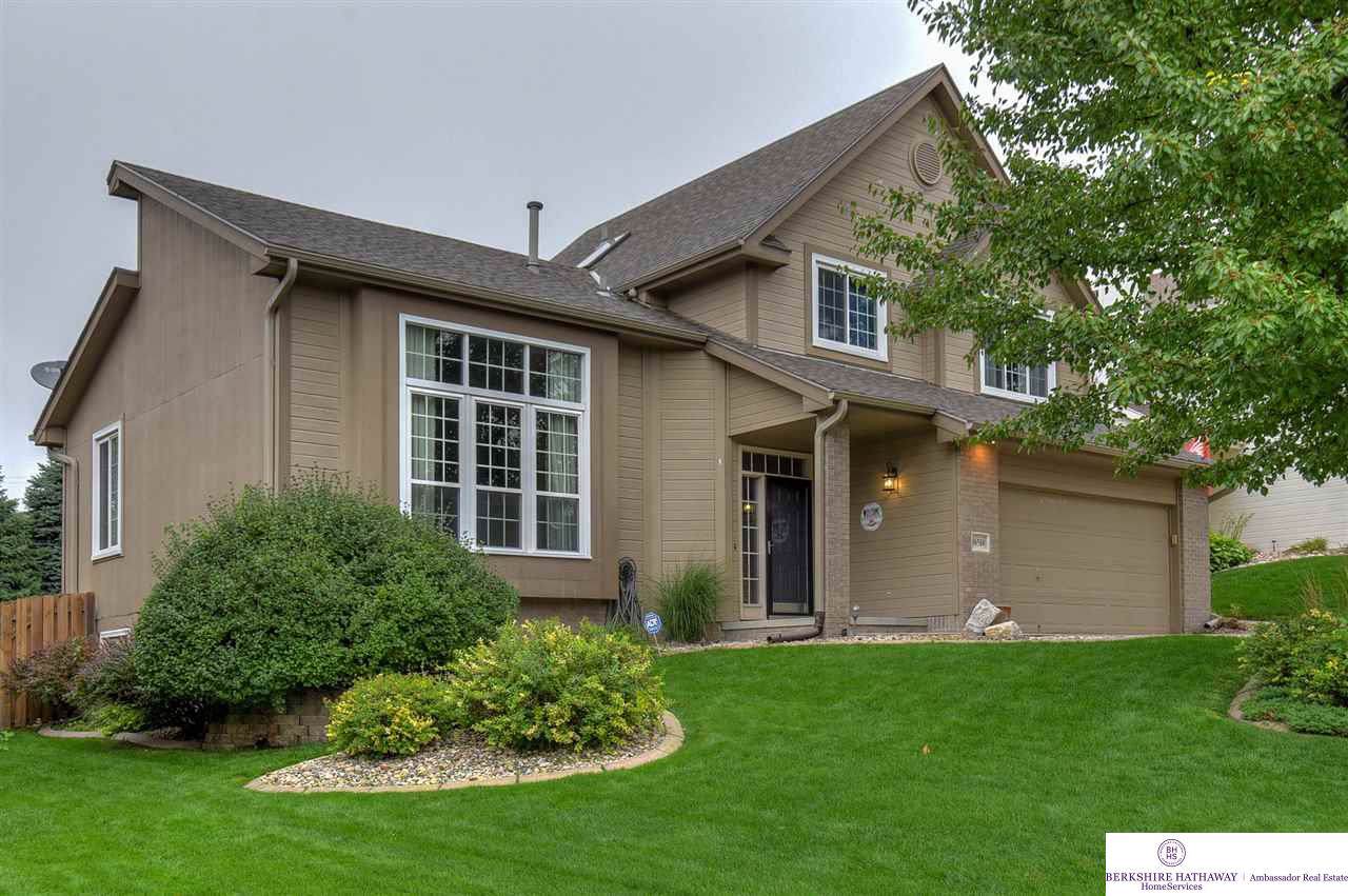 16510 Yort Avenue - Photo 1