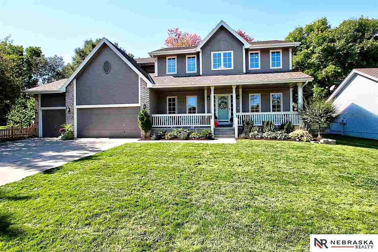 16730 Spring Circle - Photo 1