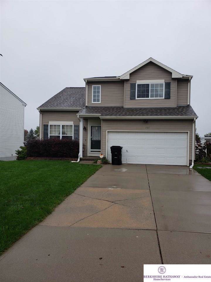 2127 167 Circle - Photo 1