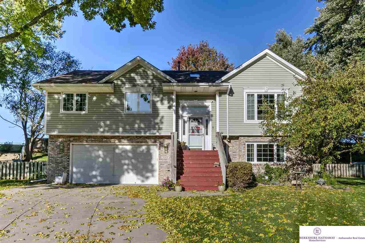 15572 Harney Circle - Photo 1