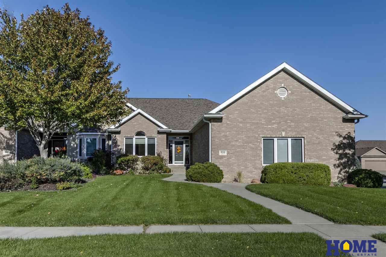 7450 Lucile Circle - Photo 1