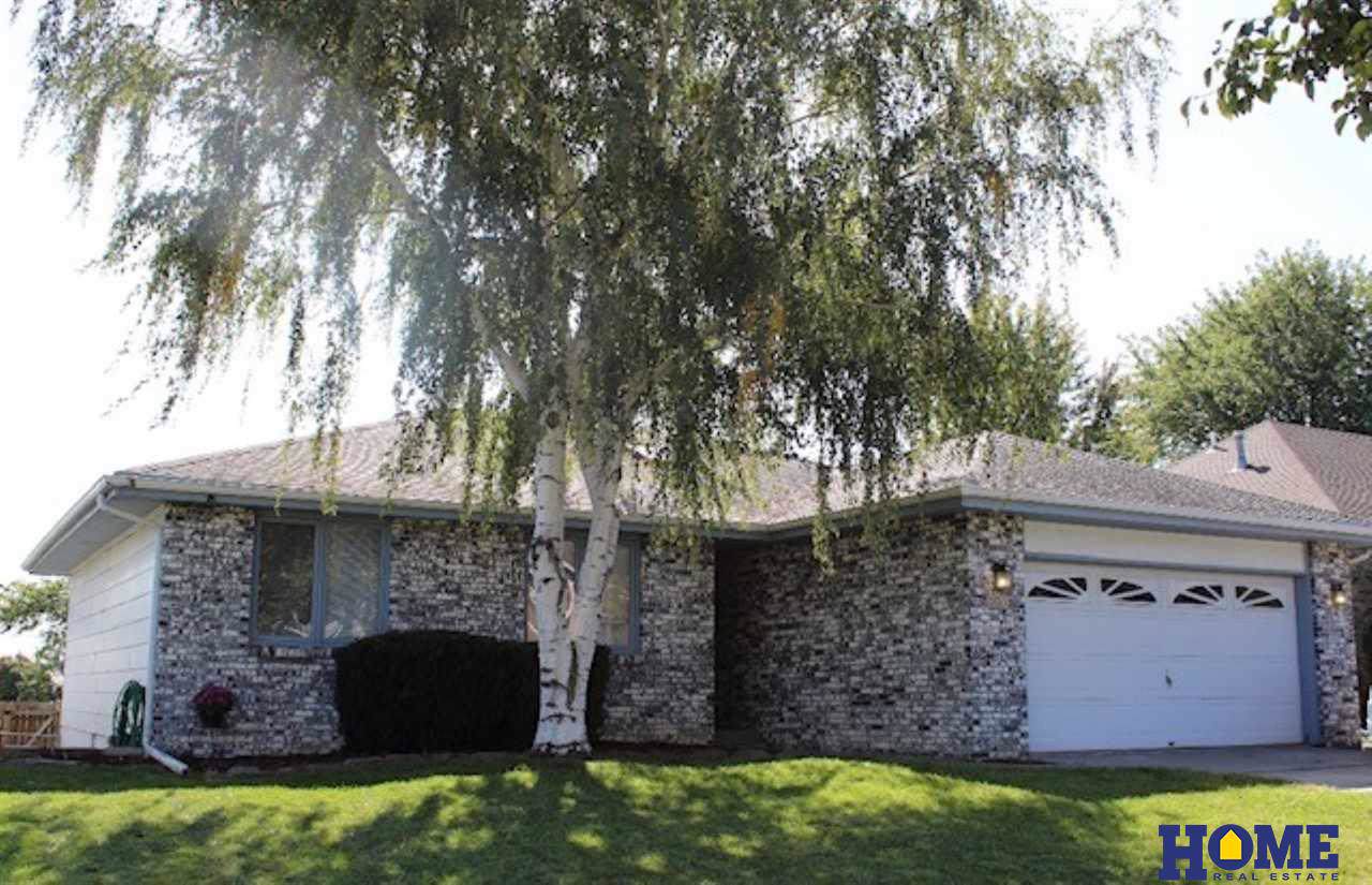 301 Jennifer Drive - Photo 1