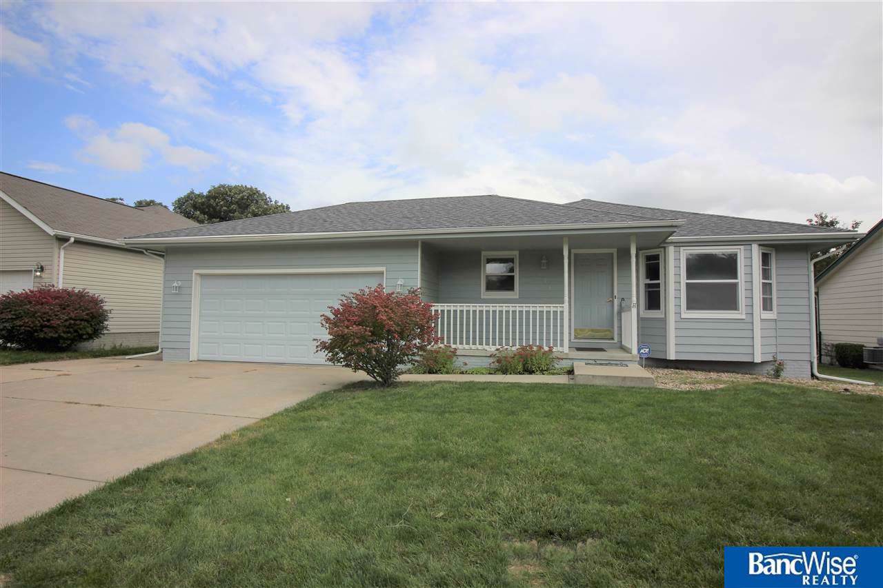 5008 Cuming Street - Photo 1