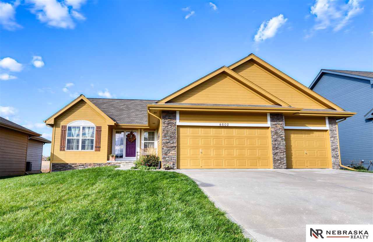 4602 Sheridan Road - Photo 1