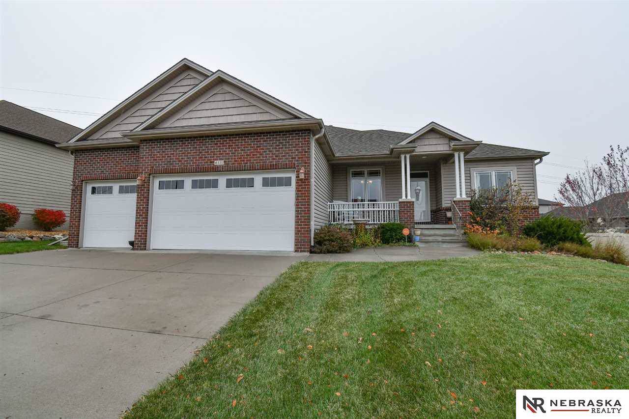 6111 Monarch Circle - Photo 1